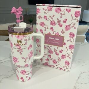 NIB Stanley x LoveShackFancy 40oz Quencher Ribbon Rosa. Brand new with box.